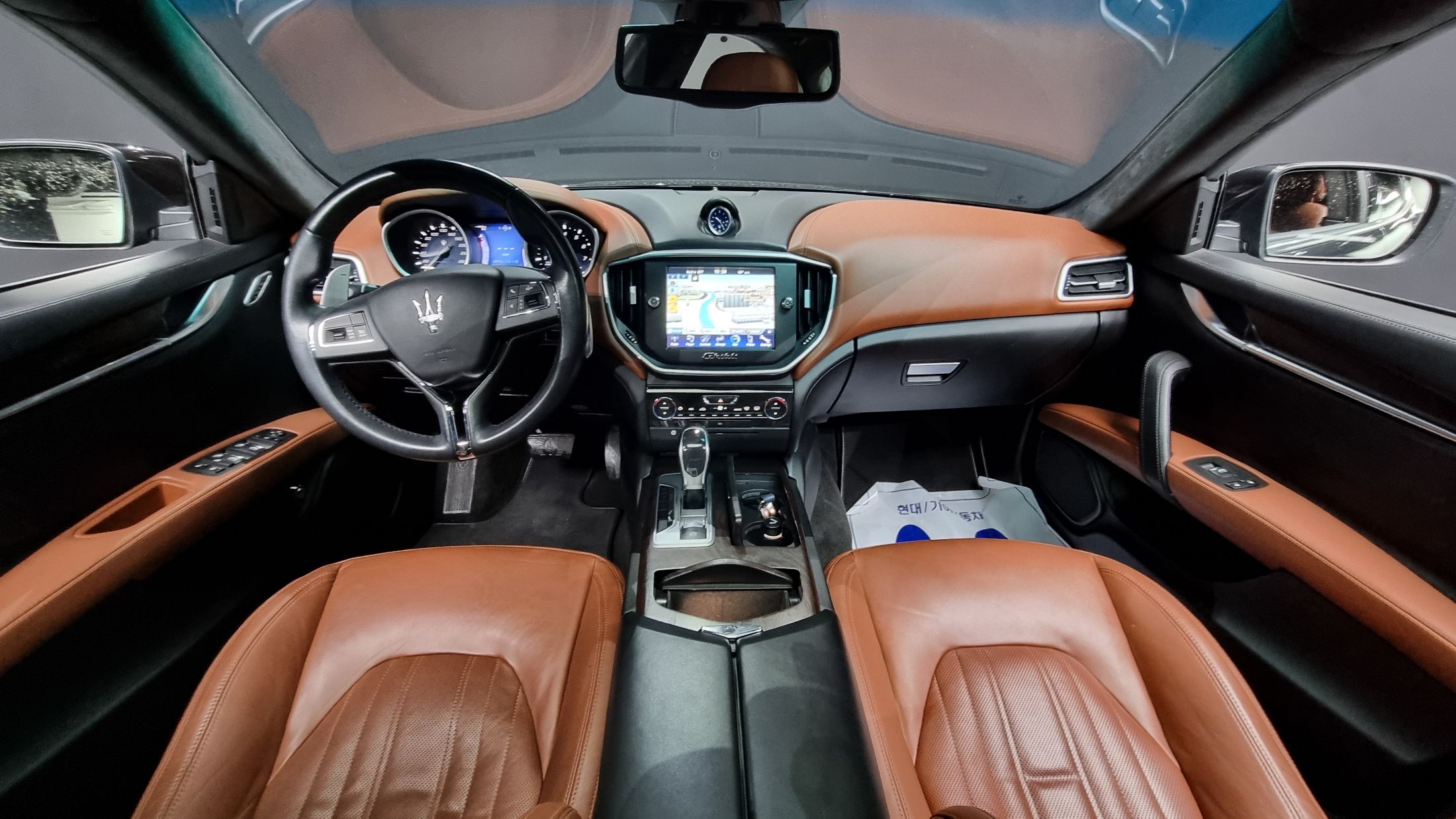 MASERATI GHIBLI 2014