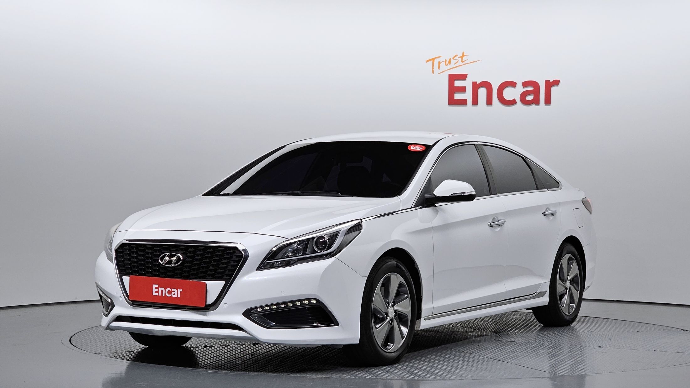 HYUNDAI LF SONATA HYBRID 2015