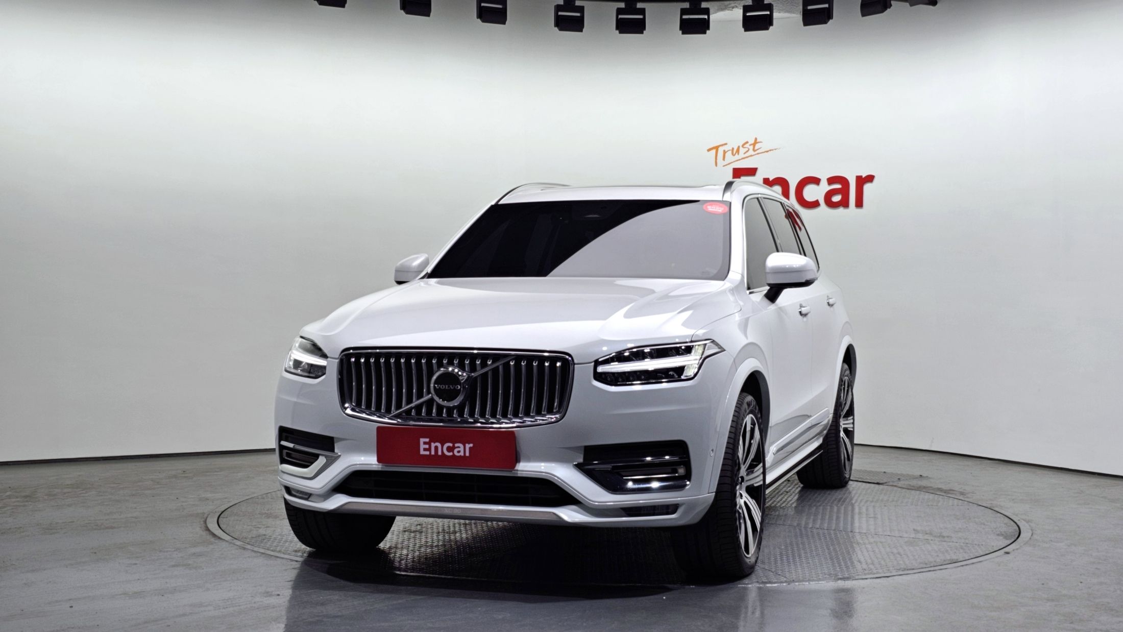 VOLVO XC90 2023