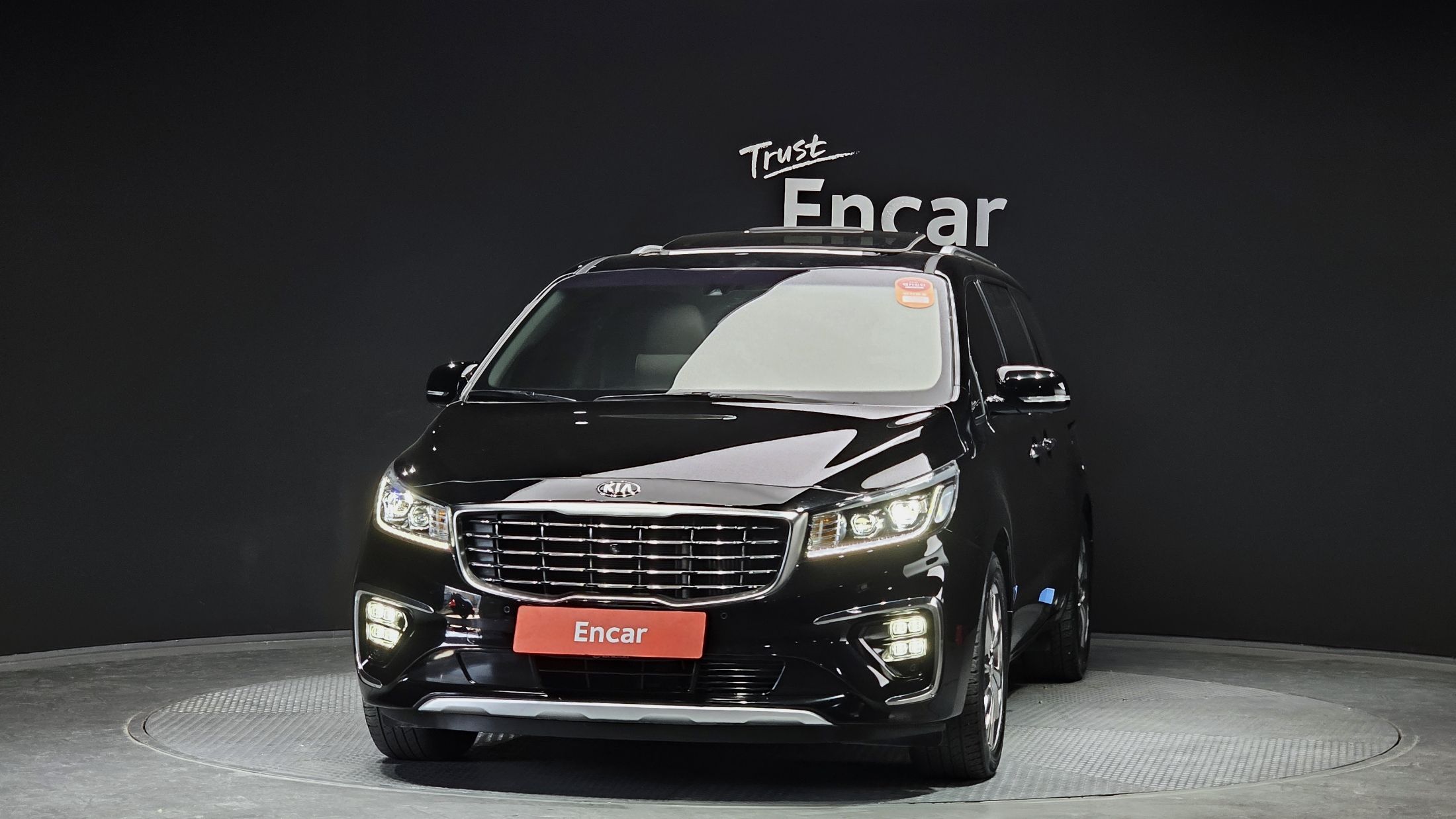 KIA CARNIVAL 2018