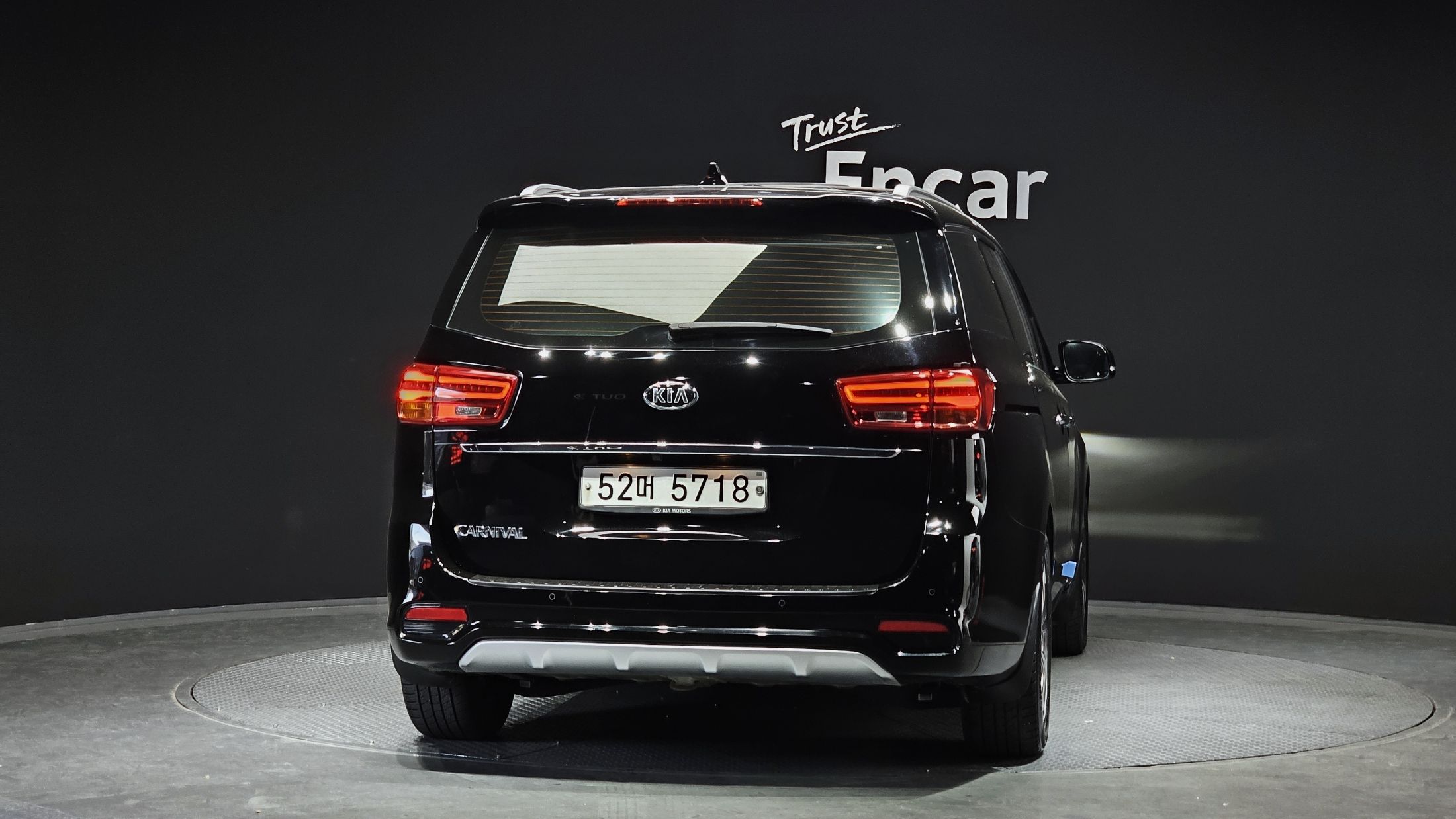 KIA CARNIVAL 2018
