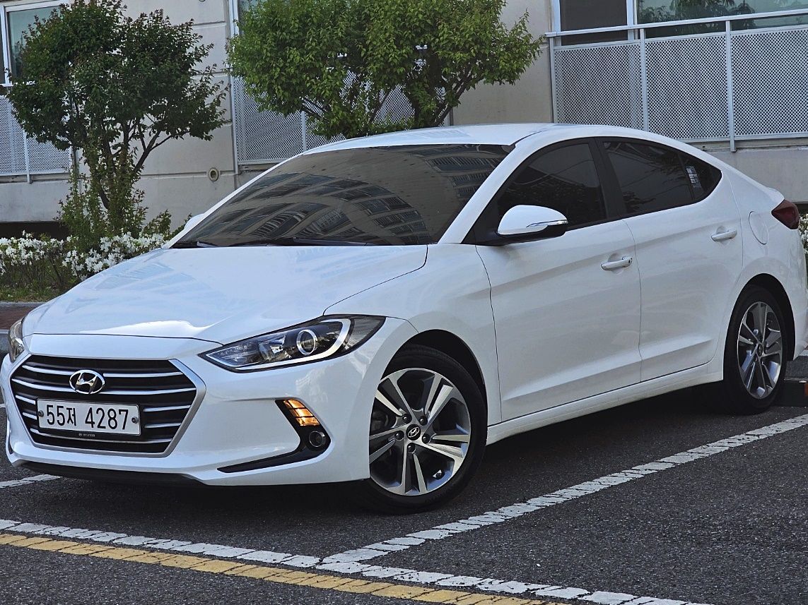 HYUNDAI AVANTE AD 2017