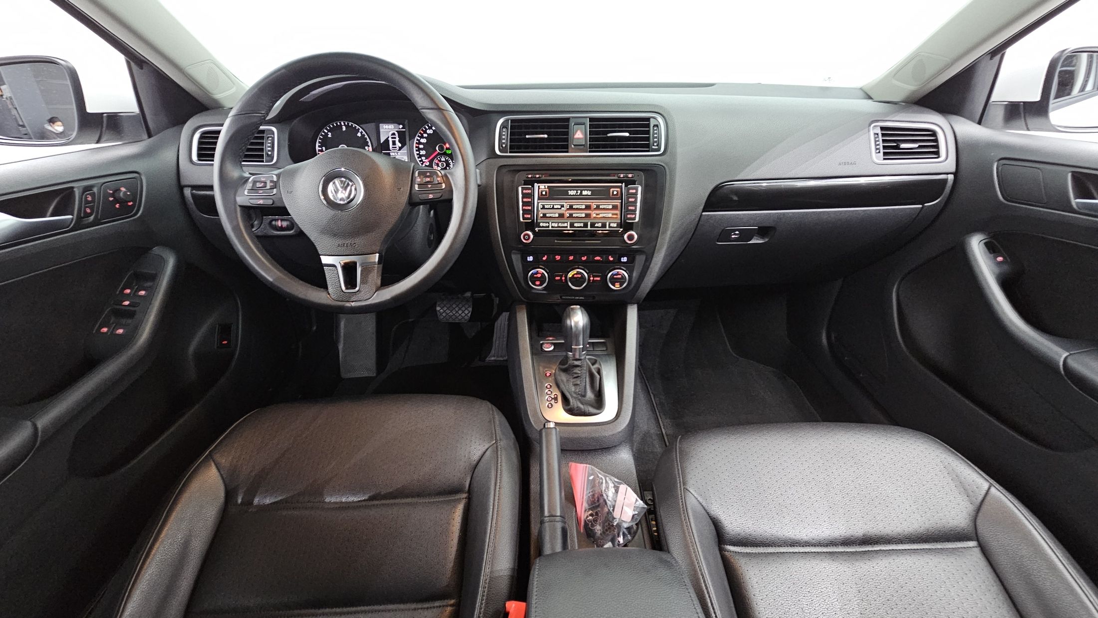 VOLKSWAGEN JETTA 2014