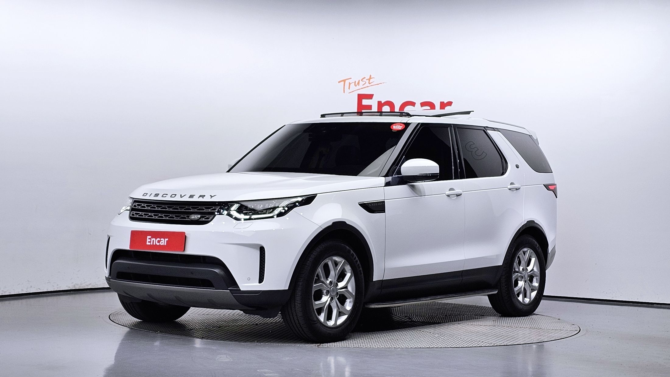 LAND ROVER DISCOVERY 5