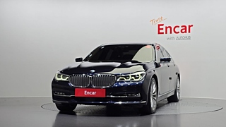 BMW 7-SERIES G11 2016