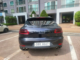 PORSCHE MACAN 2017