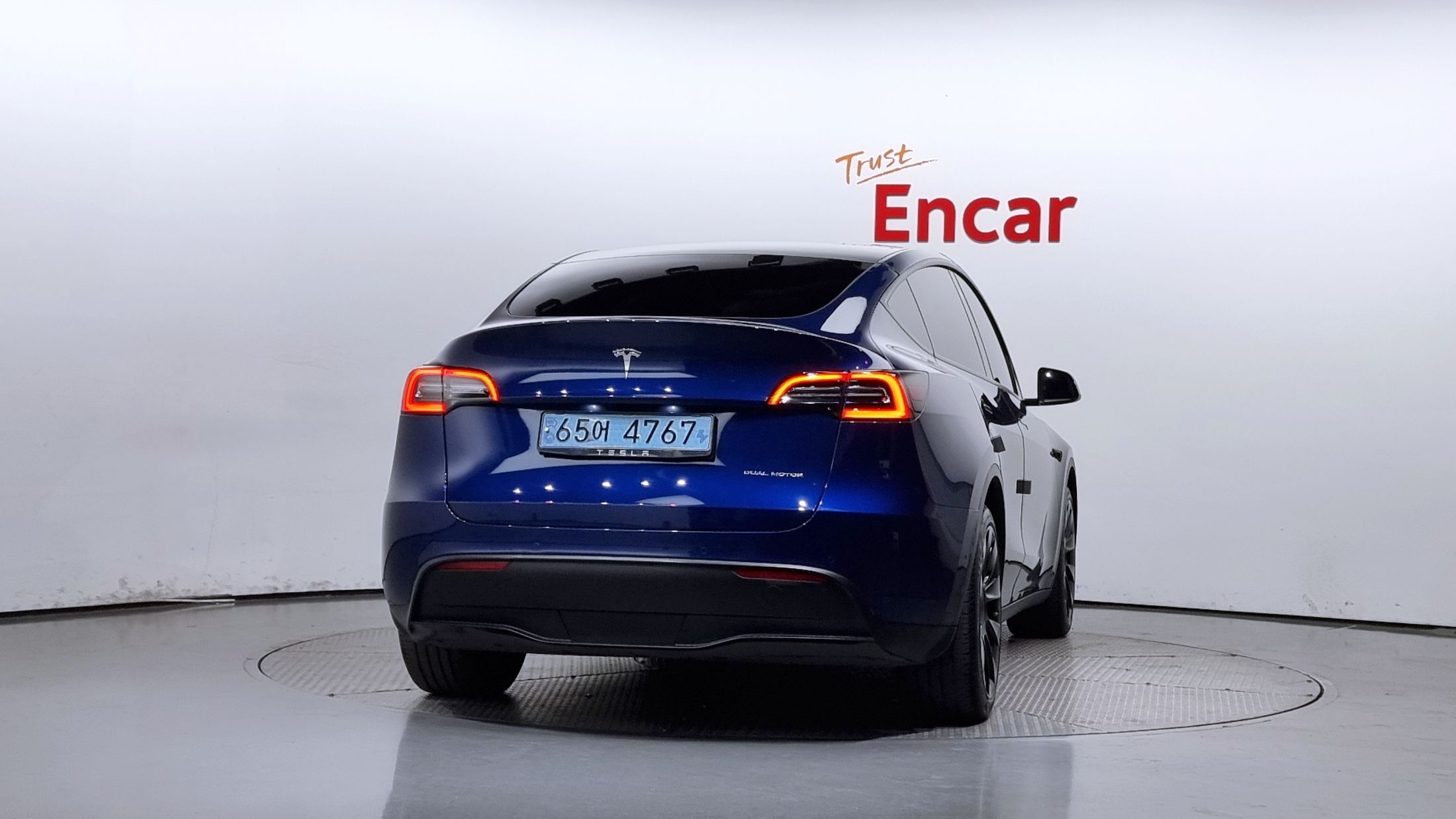 TESLA MODEL Y 2021