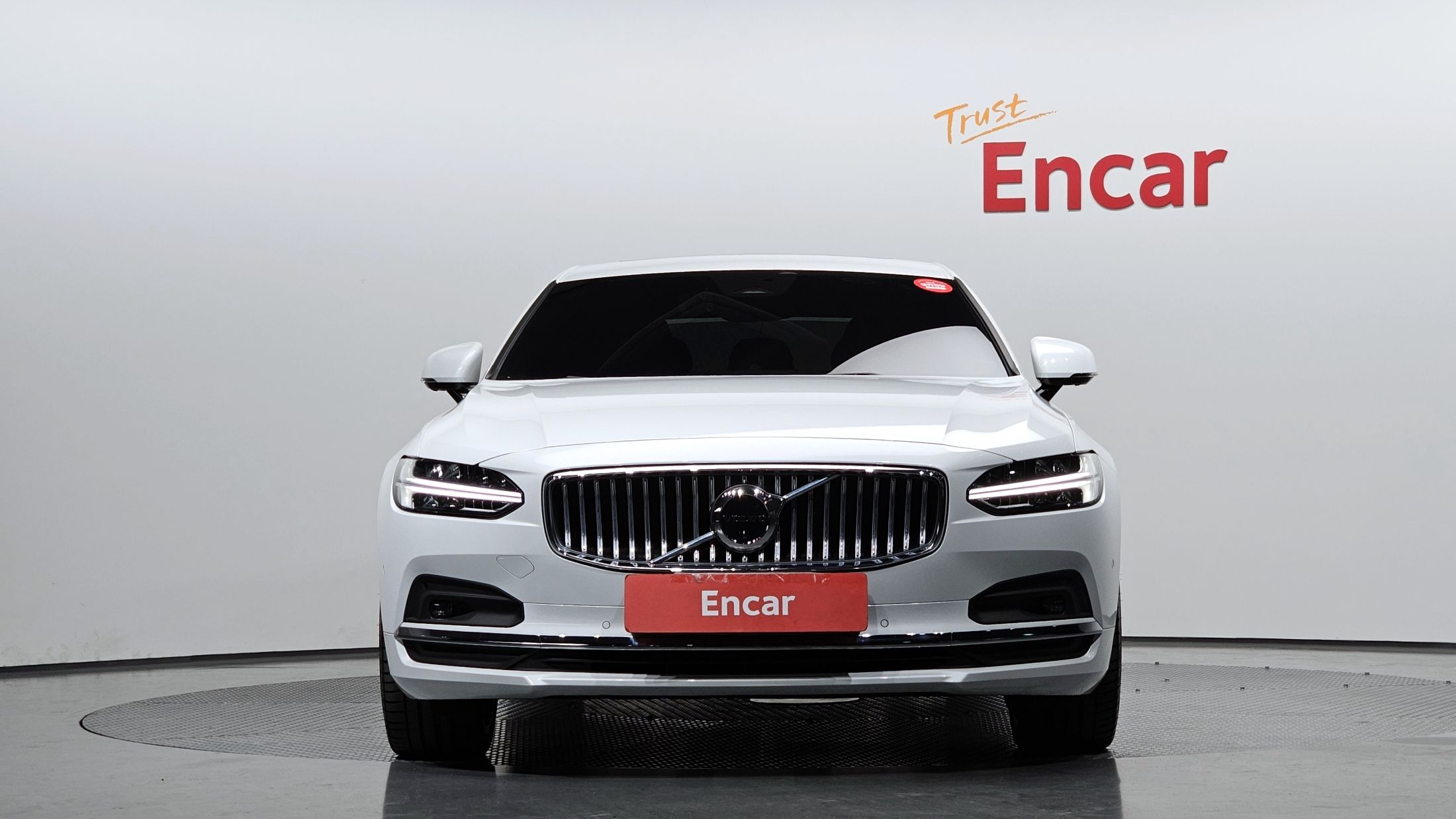 VOLVO S90 2023