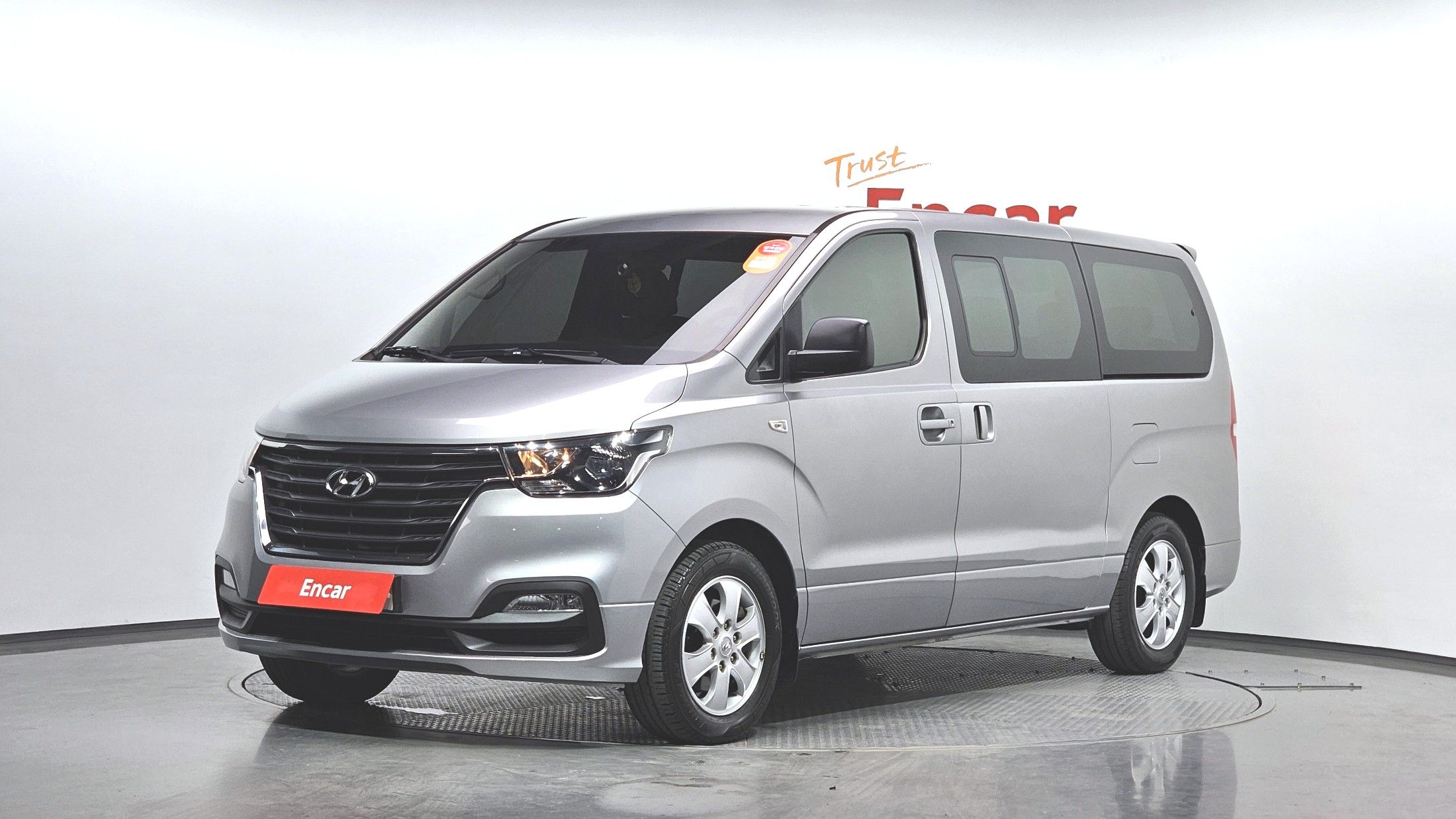 HYUNDAI STAREX GRAND