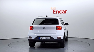HYUNDAI VENUE 2023