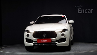 MASERATI LEVANTE  2017
