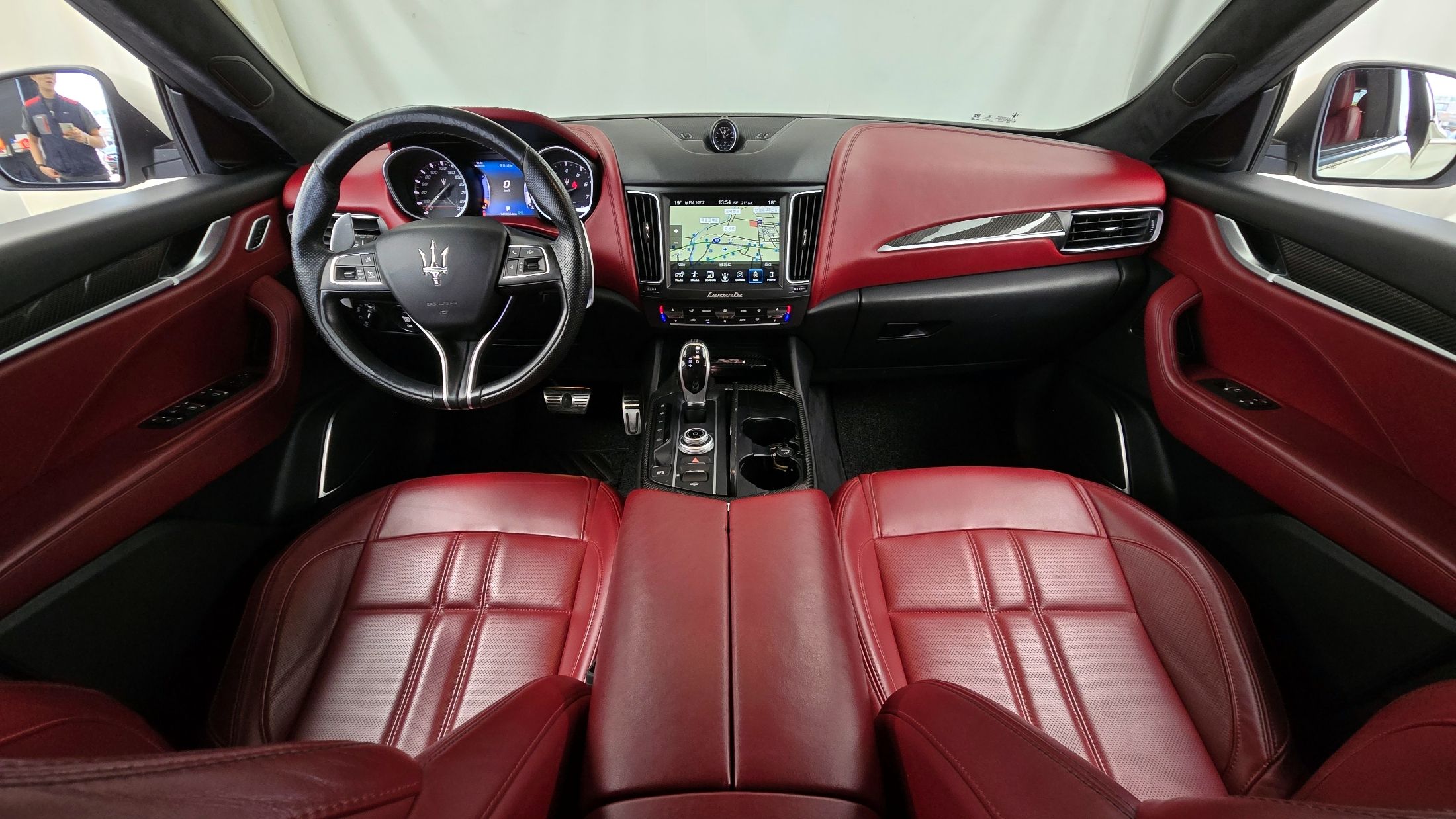 MASERATI LEVANTE 2017