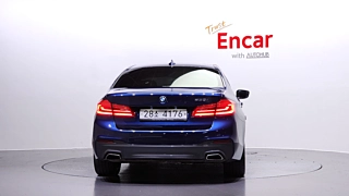 BMW 5-SERIES G30 2019
