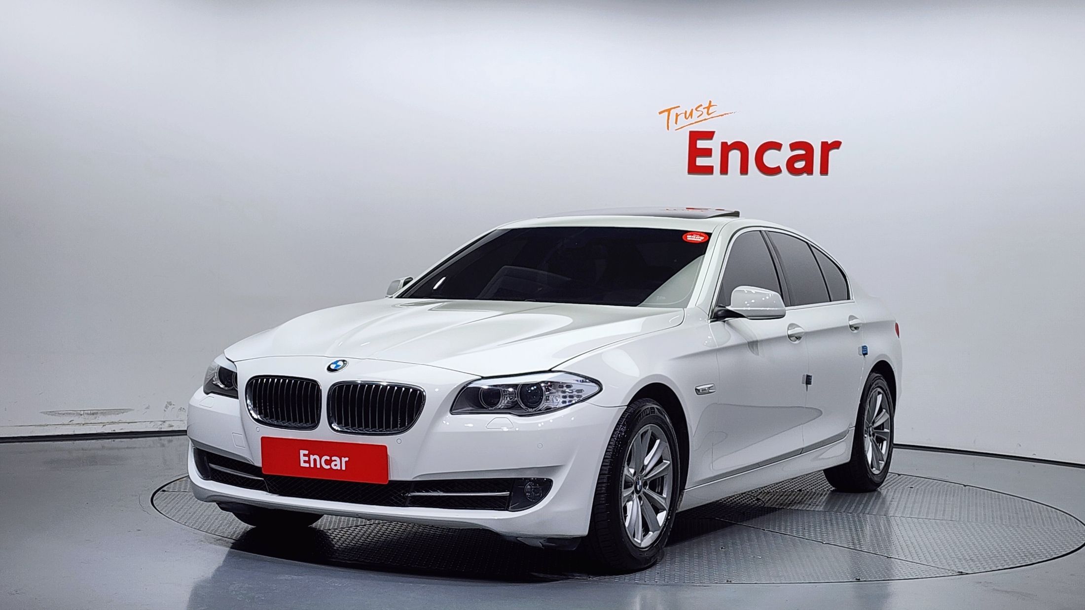BMW 5-SERIES F10 2013