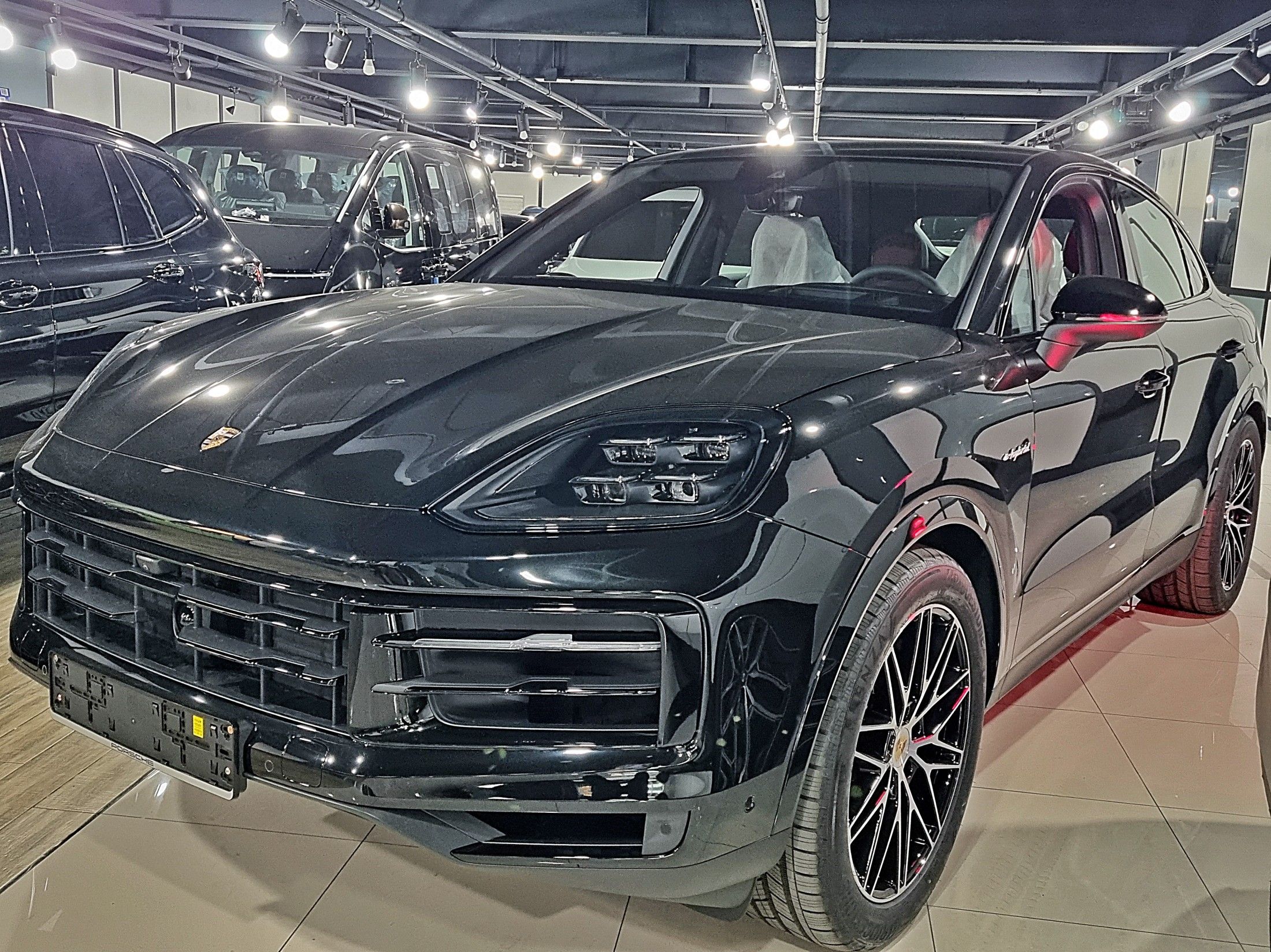 PORSCHE CAYENNE PO536