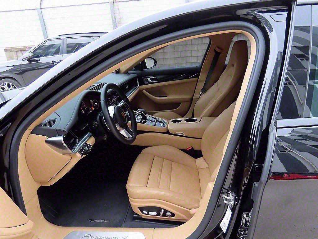 PORSCHE PANAMERA 971 2018