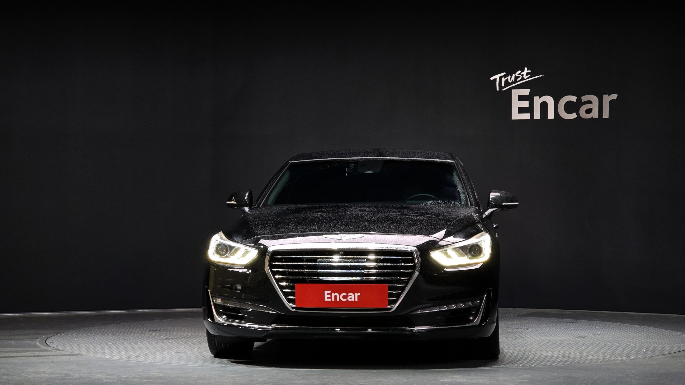 GENESIS EQ900 2016