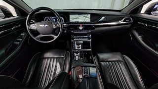 GENESIS EQ900 2016