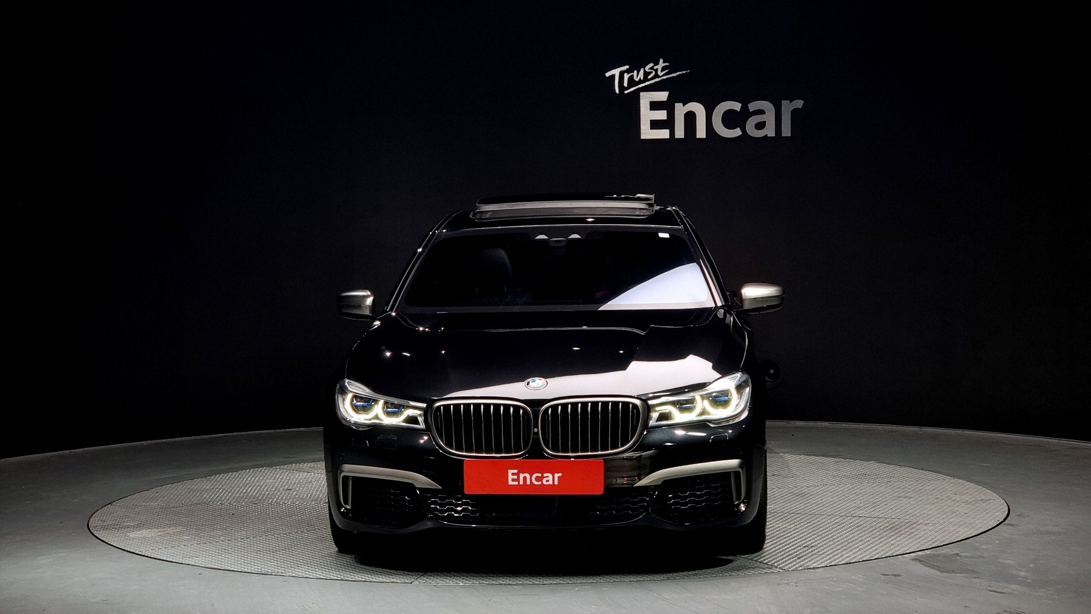 BMW 7-SERIES G11 2017