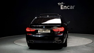 BMW 7-SERIES G11 2017