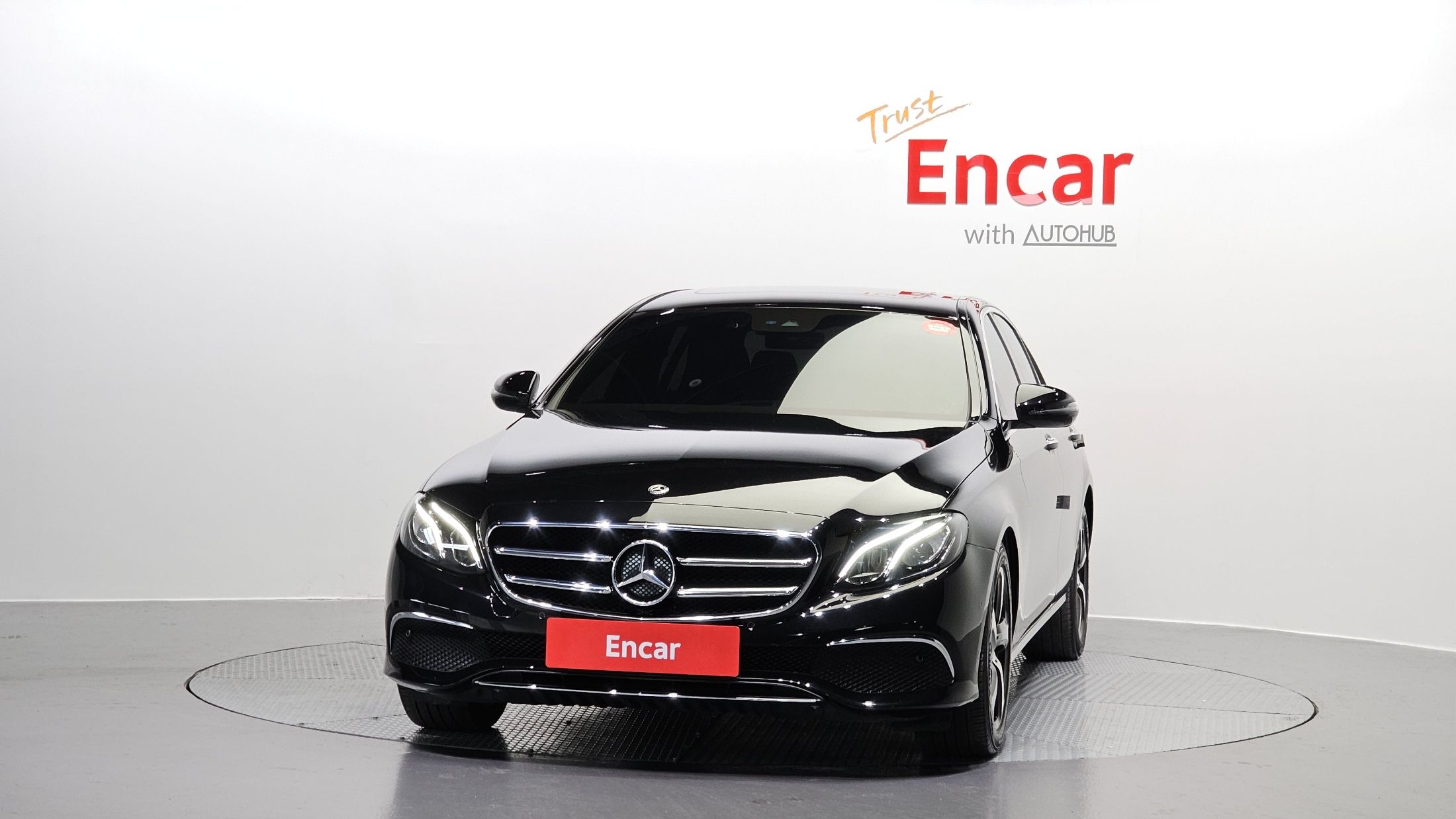 MERCEDES BENZ E-CLASS W213 2020