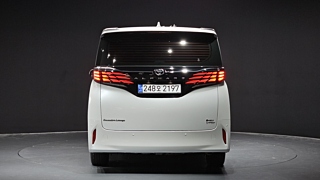 TOYOTA ALPHARD 2024
