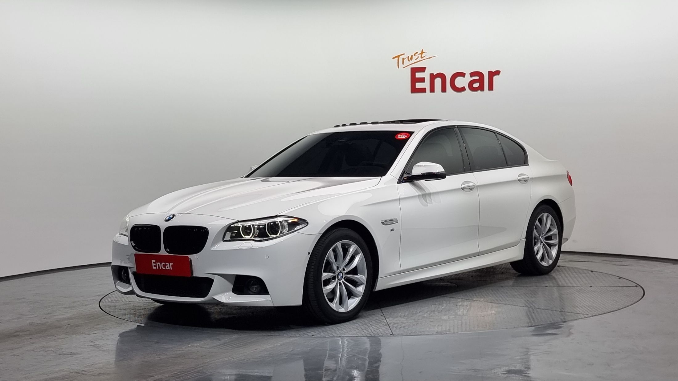 BMW 5-SERIES F10 2016