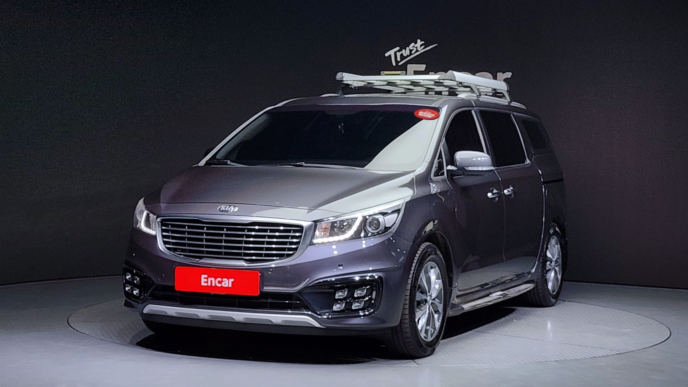 KIA CARNIVAL 2016
