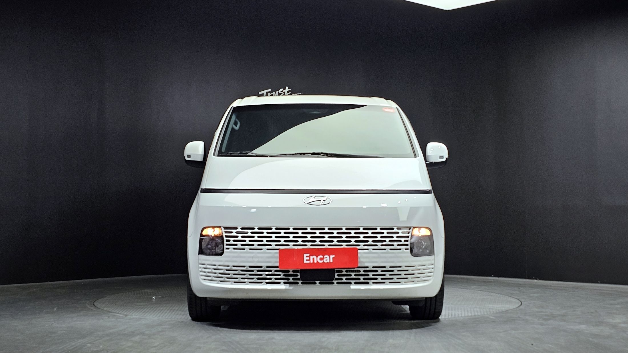 HYUNDAI STARIA 2023
