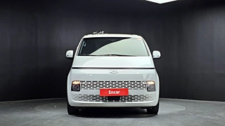 HYUNDAI STARIA 2023