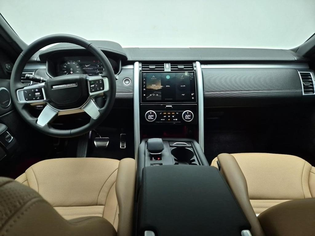 LAND ROVER DISCOVERY 5