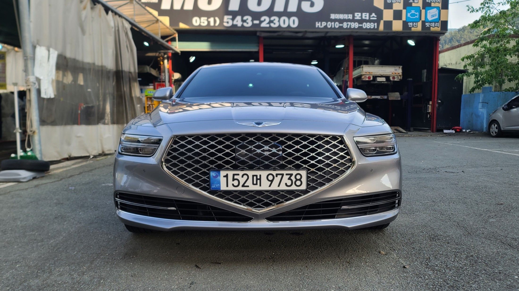 GENESIS G90