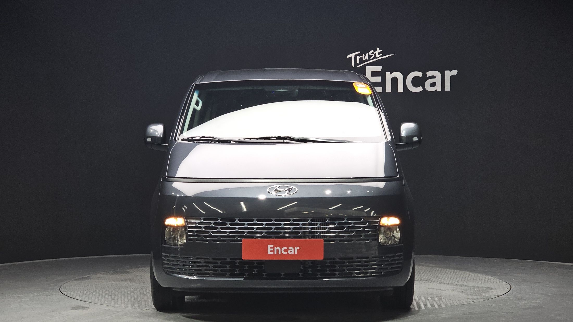 HYUNDAI STARIA 2023