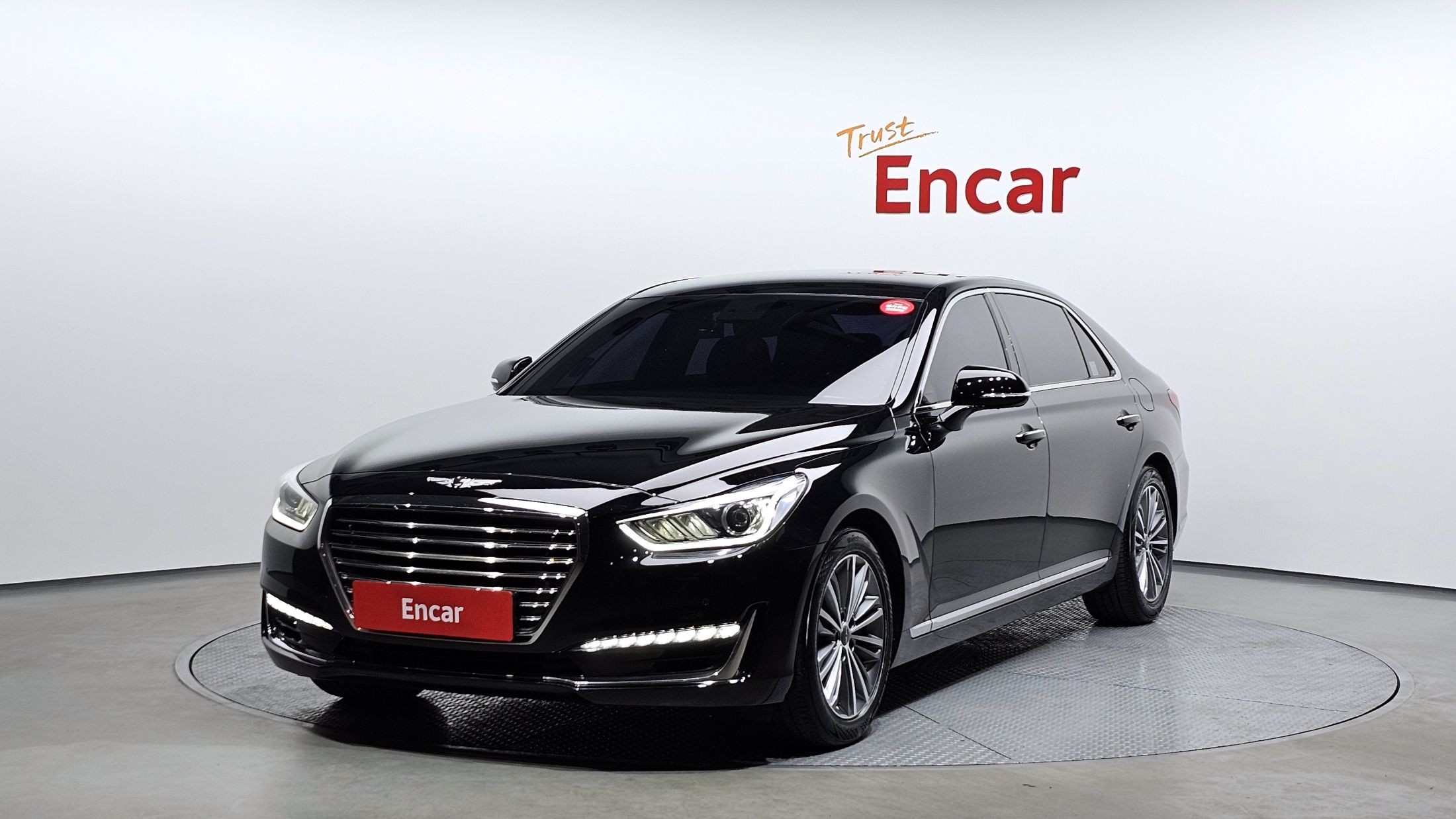 GENESIS EQ900 2016