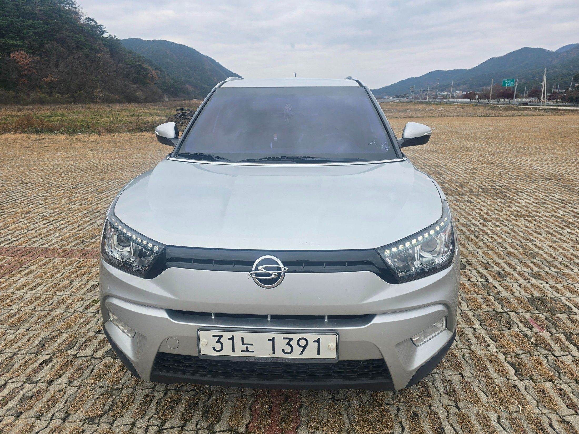 SSANGYONG TIVOLI 2015