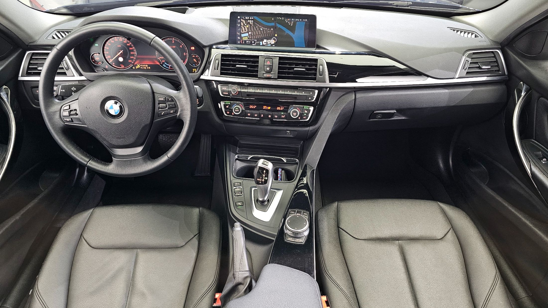 BMW 3-SERIES F30 2018