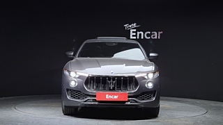 MASERATI LEVANTE 2019