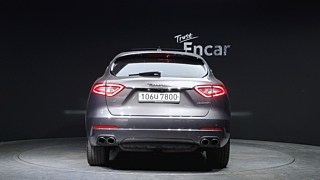 MASERATI LEVANTE 2019