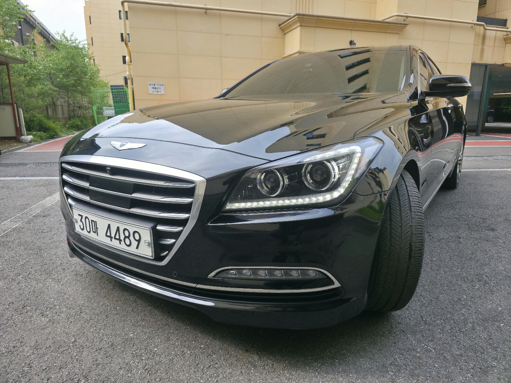 HYUNDAI GENESIS DH 2014