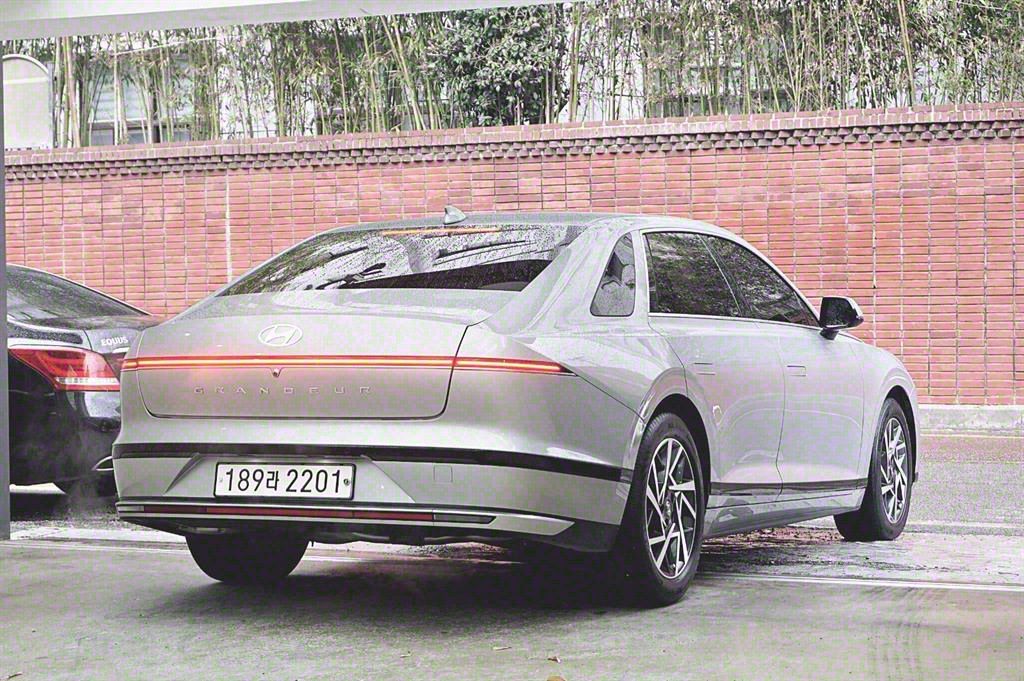 HYUNDAI GRANDEUR GN7 2023