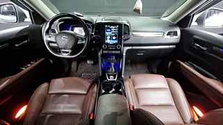 SAMSUNG QM6 2020