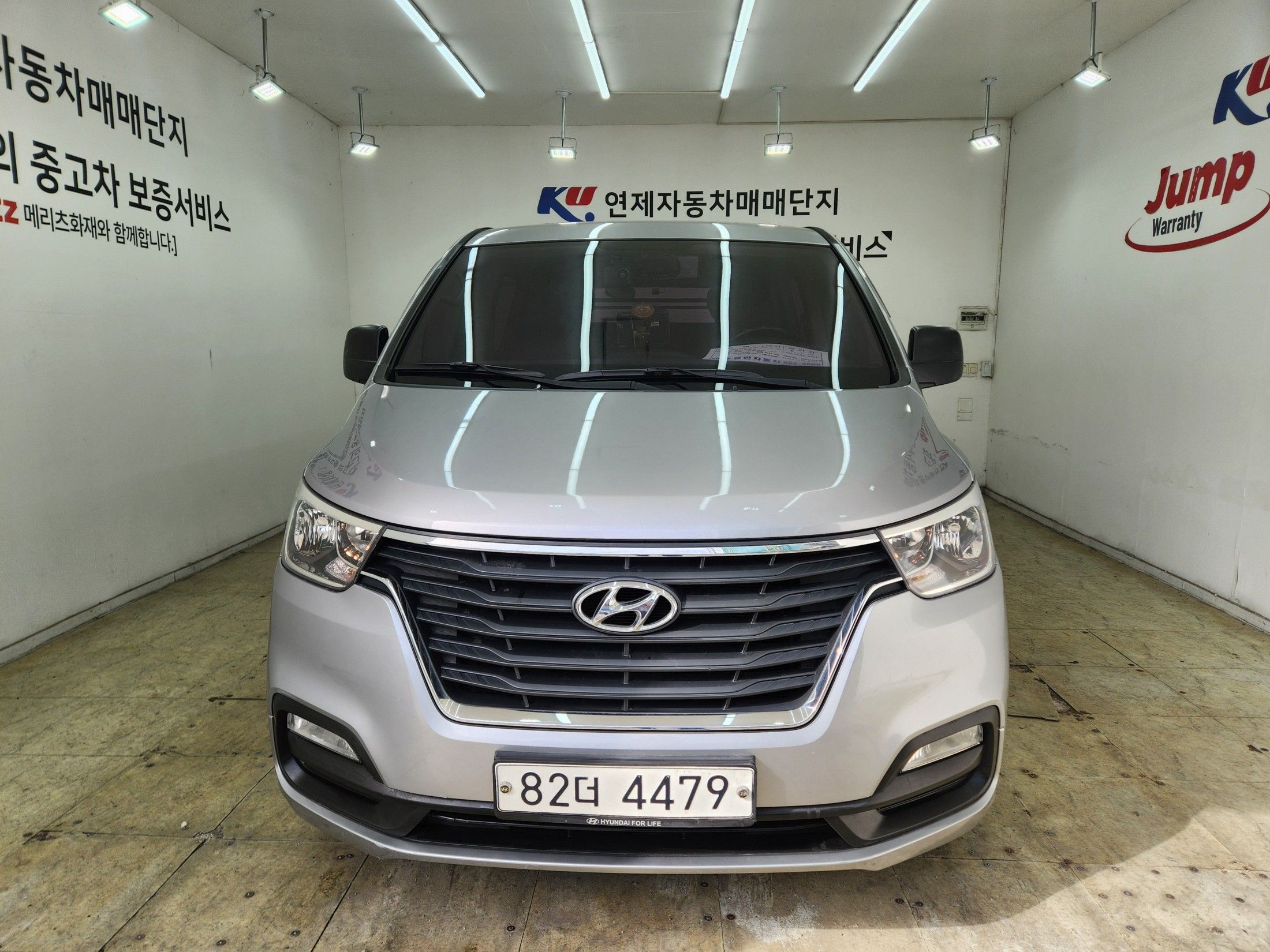 HYUNDAI STAREX GRAND