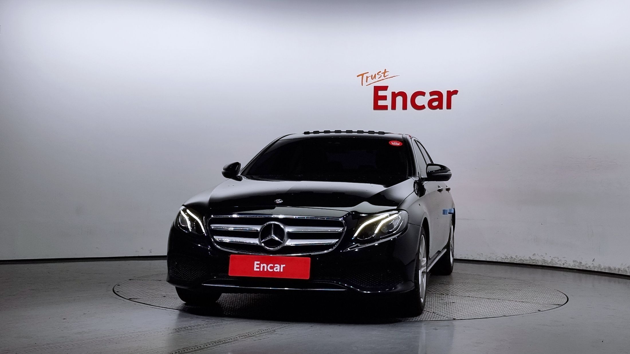 MERCEDES BENZ E-CLASS W213 2018
