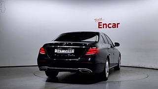 MERCEDES BENZ E-CLASS W213 2018
