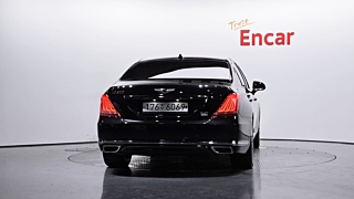 GENESIS EQ900 2017