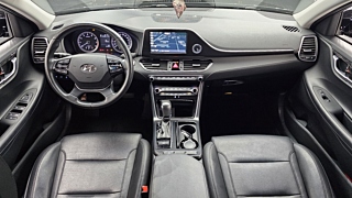 HYUNDAI GRANDEUR IG 2017