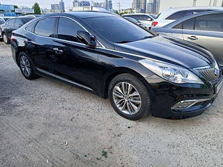 HYUNDAI GRANDEUR HG 2016