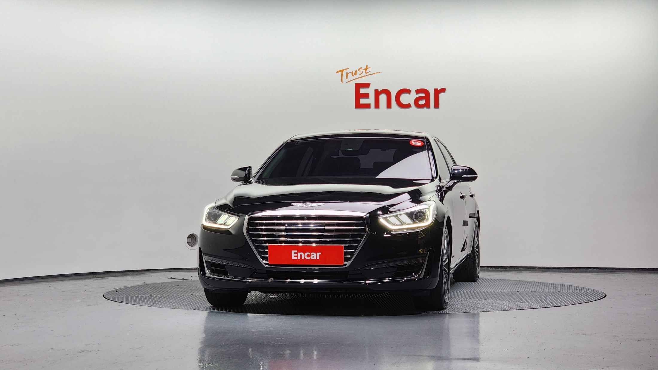 GENESIS EQ900 2016