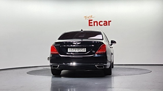 GENESIS EQ900 2016
