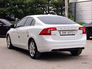 VOLVO S60  2017